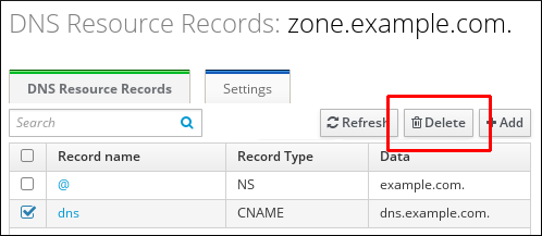 "DNS 리소스 레코드" 페이지의 스크린샷은 zone.example.com 영역에 대한 정보를 표시합니다. "dns" 레코드 이름 항목이 선택되었으며 오른쪽 상단에 있는 "Delete" 버튼이 강조 표시됩니다.